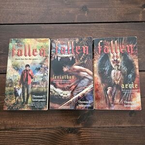 The‎ Fallen Book Series by Thomas Sniegoski - There But For The Grace, Leviathan